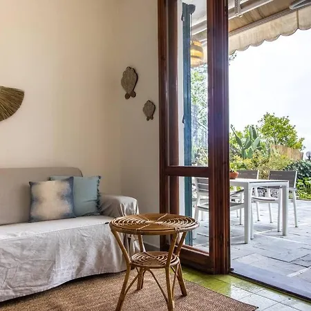 Il Giardino Tra Cielo E Mare *