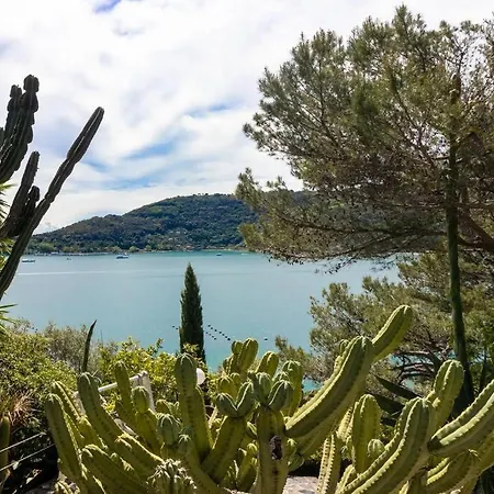 Il Giardino Tra Cielo E Mare Porto Venere